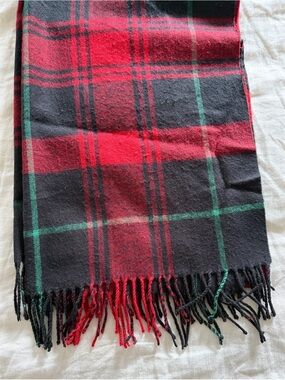 GAP Red Black Green Plaid Fringe Scarf